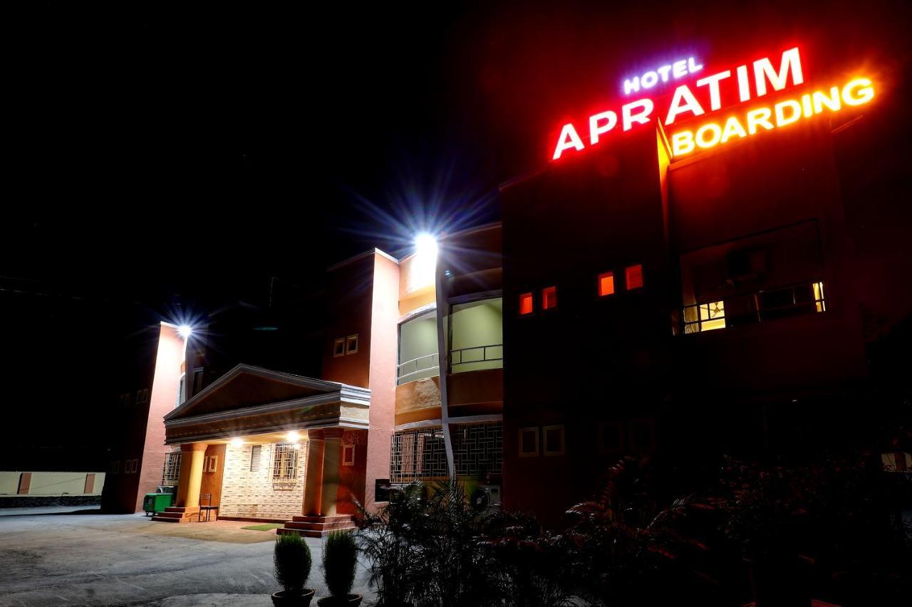 Hotel Apratim Lodging & Boarding Ulhasnagar Luaran gambar