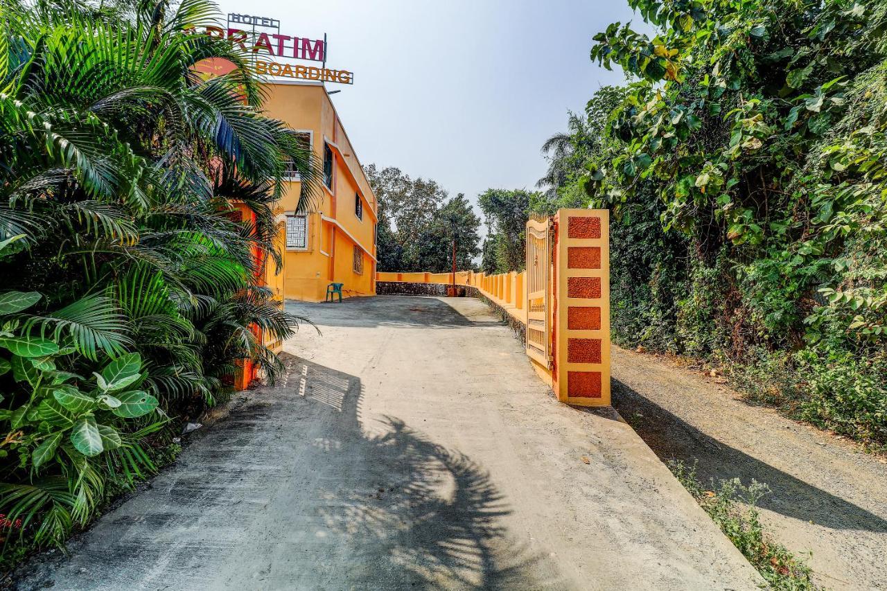 Hotel Apratim Lodging & Boarding Ulhasnagar Luaran gambar
